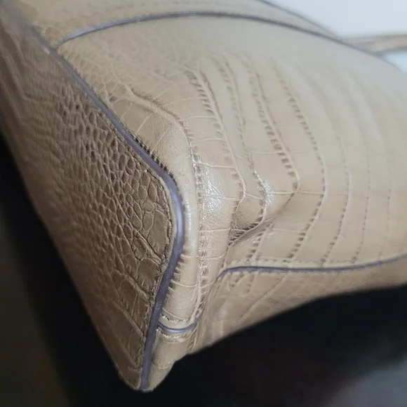 Henri Bendel West 57th Street Carryall bag - Picture 9 of 14